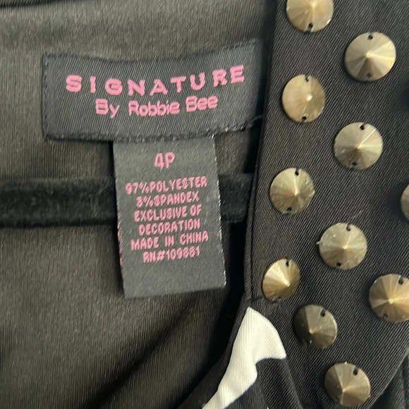 Robbie Bee Black and White Knee Length Dress - Size 4P - Picture 5 of 6